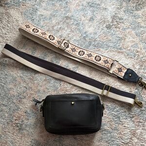 Madewell black leather camera bag crossbody (small size)